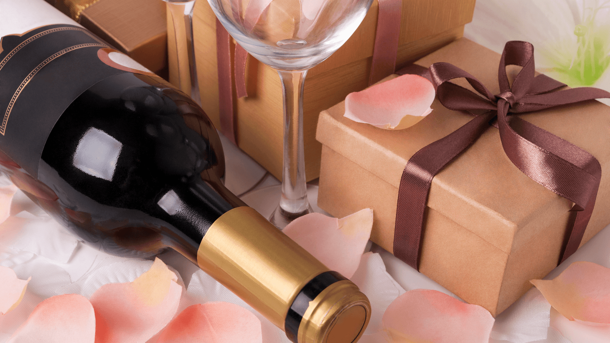 7 Fun Gifts for the Wine Lover (That Aren’t a Bottle of Wine) | Wine Stash
